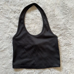 Topp - Svart topp från h&m, aldrig använd 