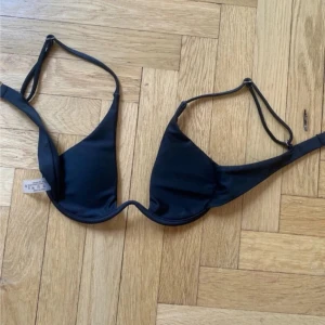 Bikiniöverdel  - Bikiniöverdel i perfekt skick 🩷