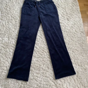 juicy couture byxor  - Juicy couture byxor från kidsbrandstore 