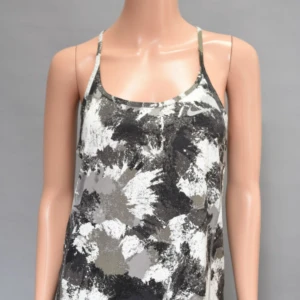 Träningslinne Nike - Träningslinne från Nike i strl. XS. Bra skick, helt och rent.