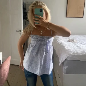 Sött linne - Säljer detta super fina linne i storlek S💕