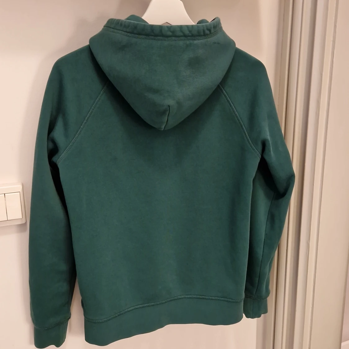 Grön GANT SHIELD Hoodie  - 91