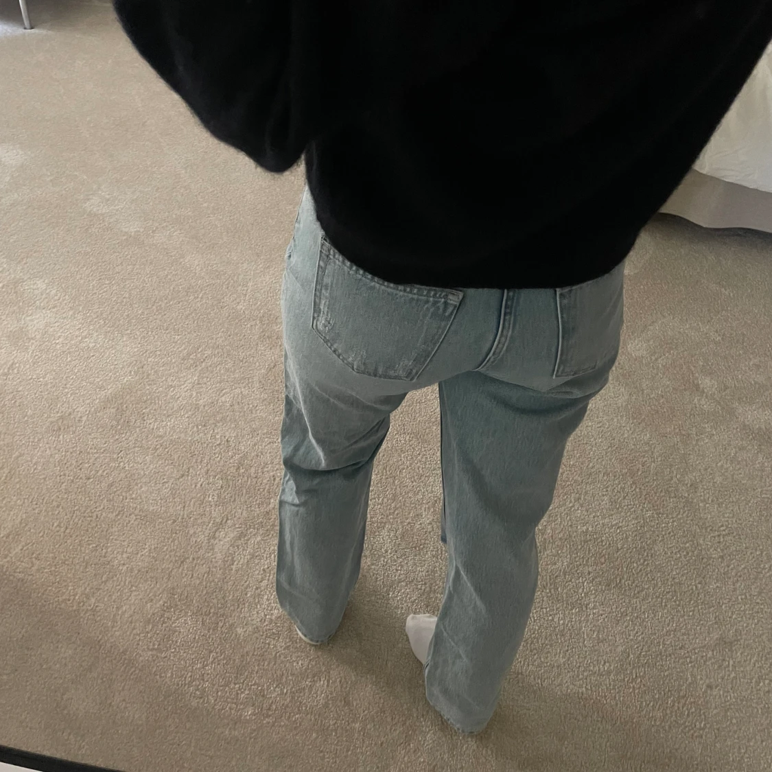 Jeans med slitningar  - 90