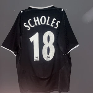 Man united tröja  - Man united matchtröja paul scholes på ryggen  Storlek xs