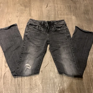 LTB jeans  - Jätte fina populära LTB jeans, slutsålda på hemsidan. Ganska använda men ändå bra skick 💕köparn står för frakt!!!