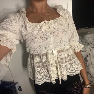Blus topp  - Aldrig använd 💔💔💔pris går o diskutera 👌👌