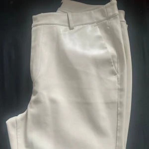 Gino tricot byxor  - Superfin skick, används bara en gång!