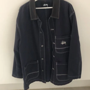 Stussy jacka - Knappt använd, inga defekter 