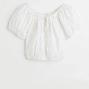 Topp - Jätte fin topp, tyvärr för stor för mig, prislappen sitter kvar