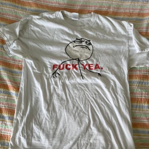 T-shirt  - Bra skick 