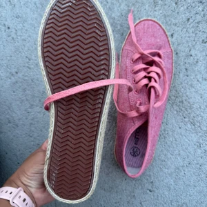 Skor strl38 - Oanvända skor i storlek 38