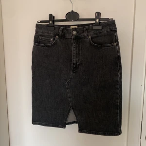 Jeanskjol - Så snygg jeanskjol från Twist&Tango💕💕