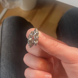 Edblad öringen  - Hej hej! Säljer mina Edblad öringen i silver 