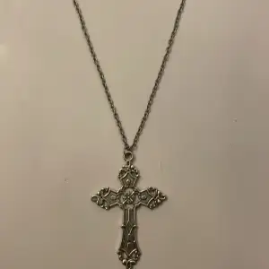  Necklace with a cross 