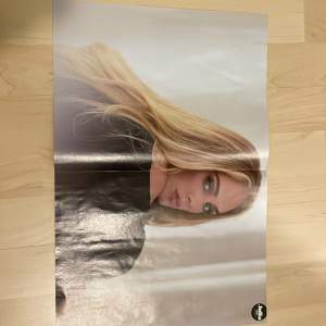 Adele poster från Julia tidningen