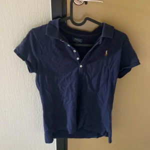 Ralph lauren tröja - Inga fläckar eller liknande. 