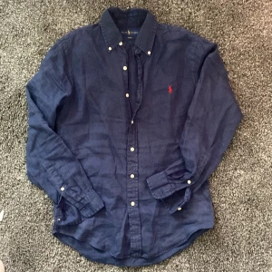 Ralph Lauren linneskjorta slim fit - Linneskjorta från Ralph Lauren | slim fit, passar dig runt 173-182 | inga  defekter | frakt inom 24h |