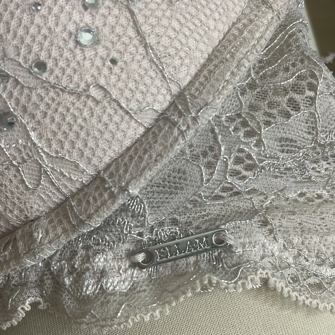  ELLA•M bh 75 B med mycket push up  - 92