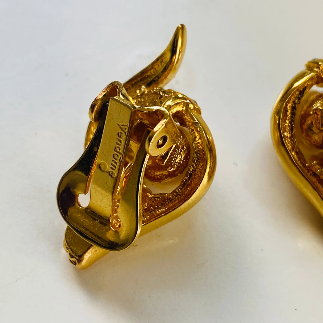 Guldörhängen med pärlor och strass - 90