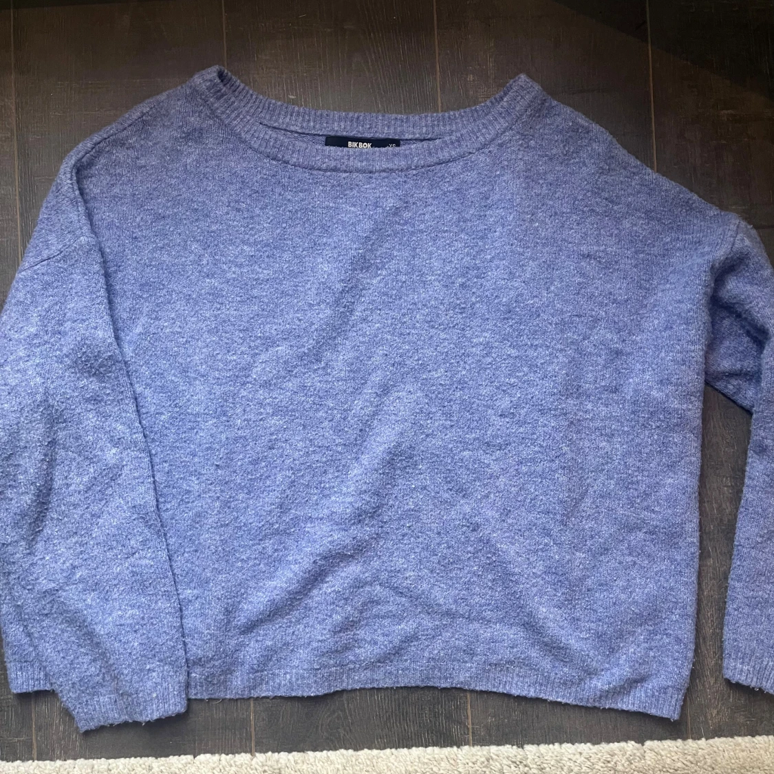 Blå/lila stickad tröja