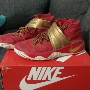 Kyrie 2, basketskor - En av de bästa basketskorna i historien 