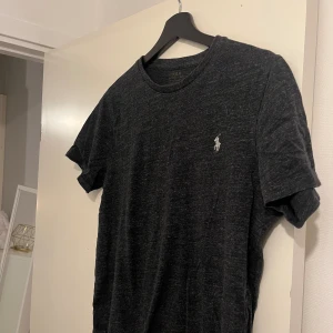 Polo ralph lauren - Polo ralph lauren, fin färg ok skick!