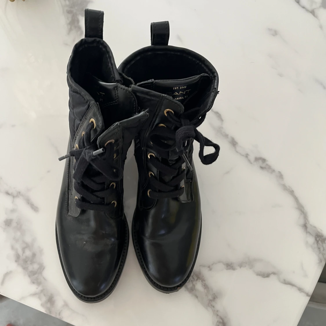 Gant skot, använd fåtal gånger. 500 kr.  - 91