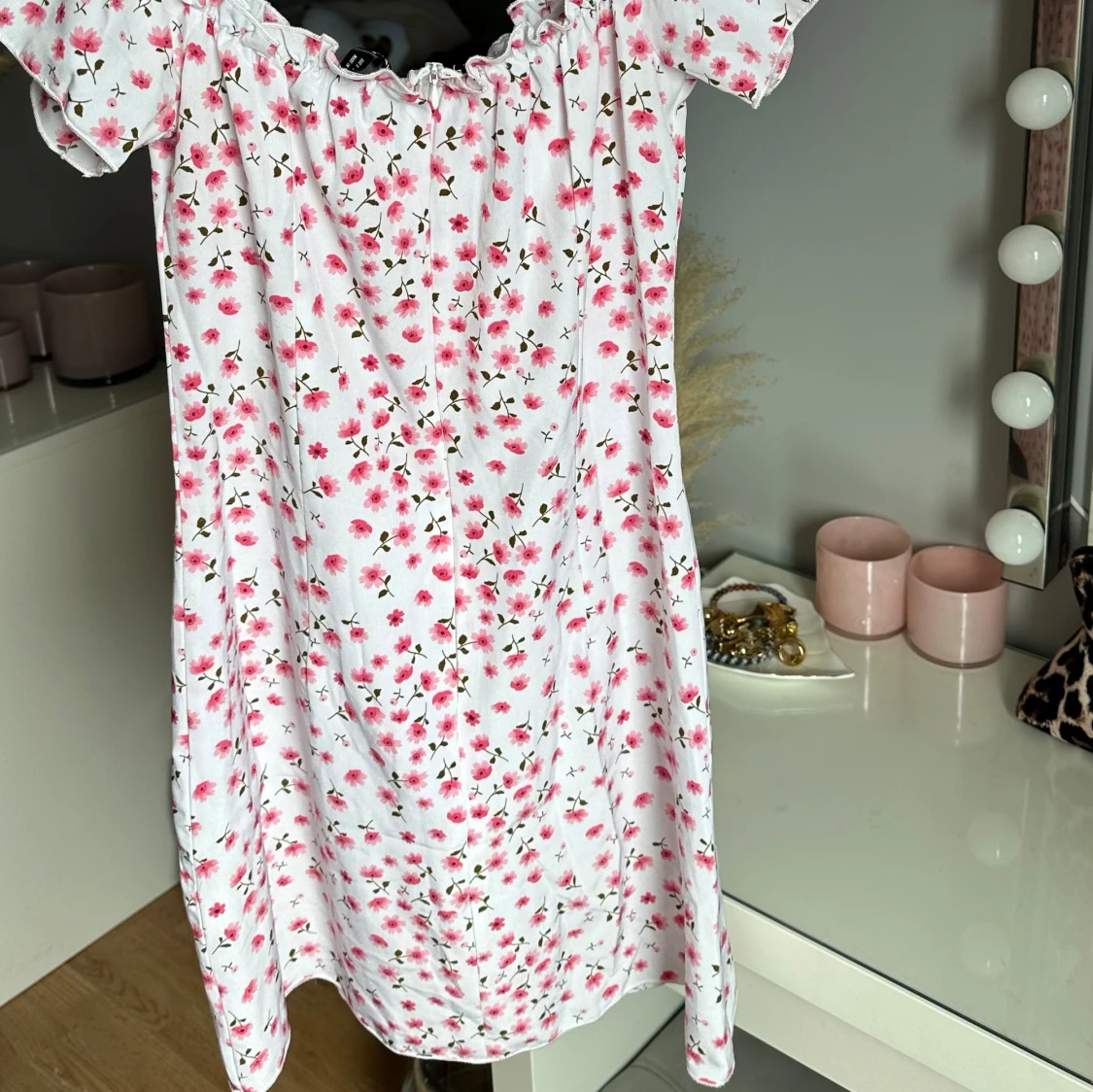 Blommig Sommarklänning💕 - 90