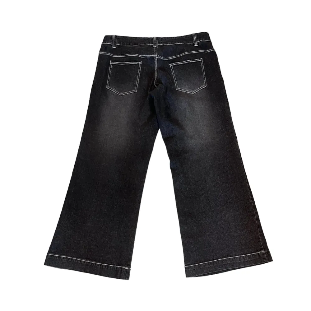 Hella flared jeans🔥 47/100/33/29 Pris kan sänkas vid snabb affär❤️‍🔥. Jeans & Byxor.