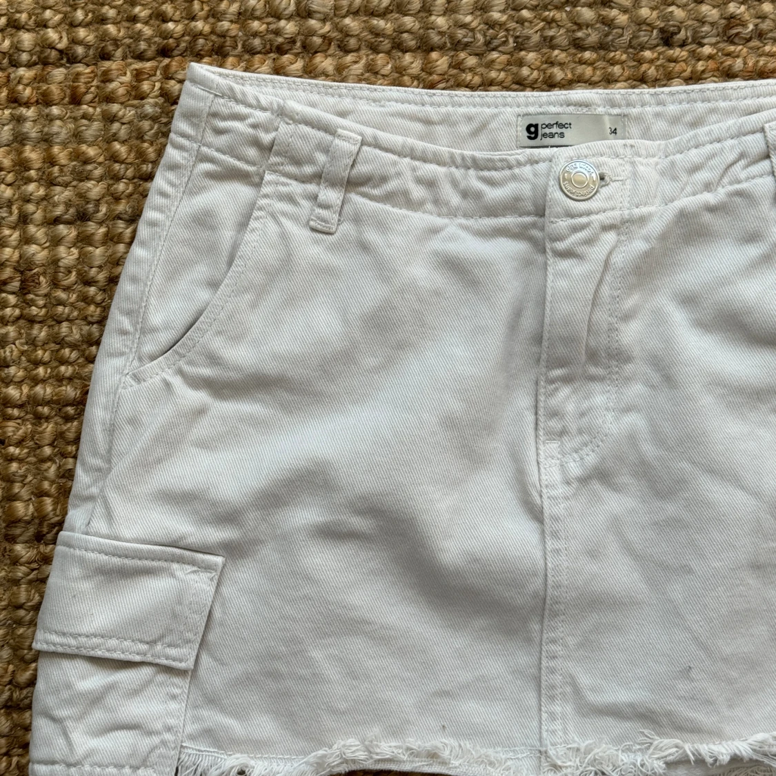 Mini Vit Cargo Kjol🤍 - 91