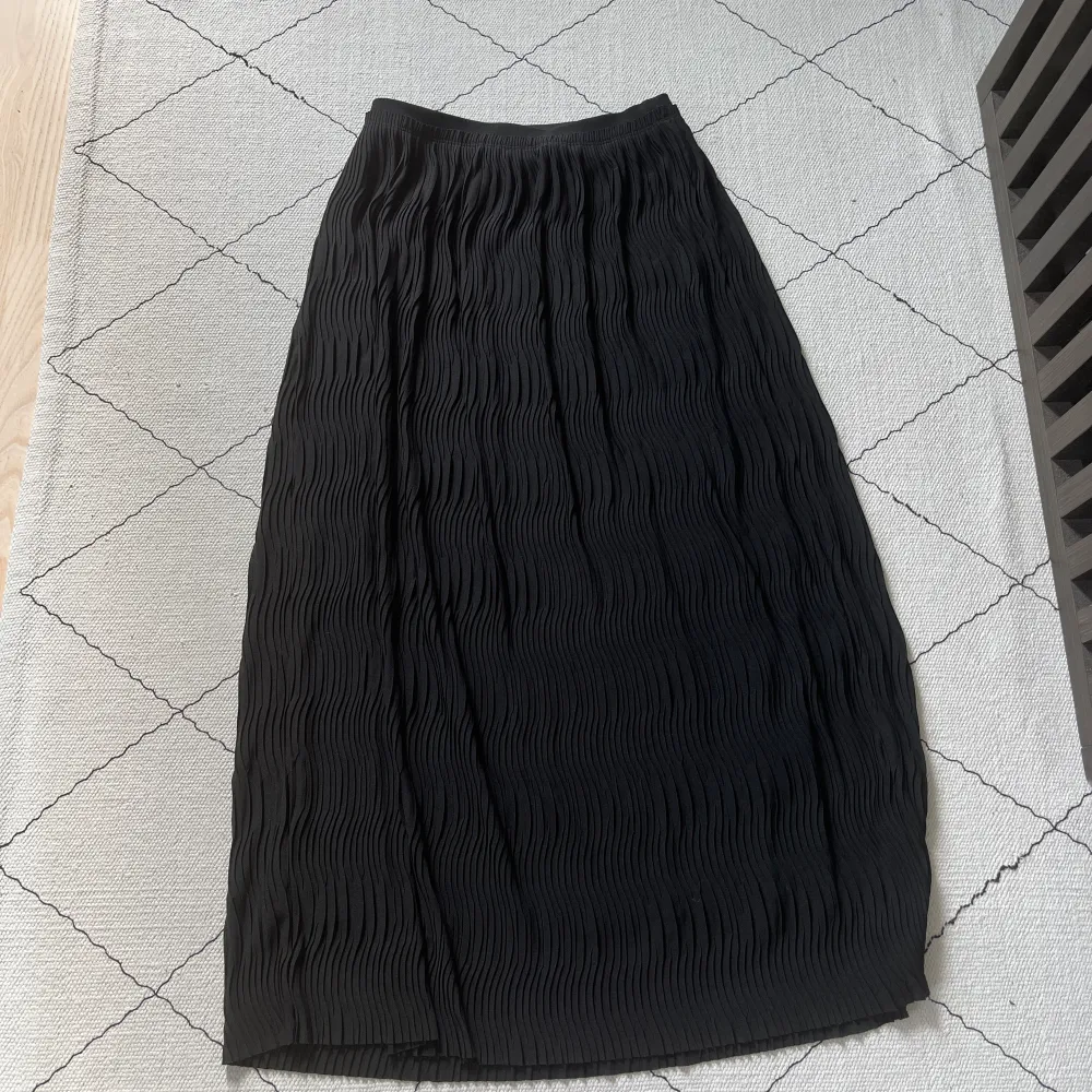 Lång kjol från Filippa k. Kjolar.