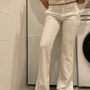 Low waist kostymbyxor - Så fina och stiliga kostymbyxor