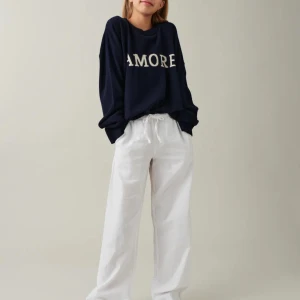 Linnebyxor - Köptes på Gina tricot förra året och är sparsamt använda, inga fläckar, defekter eller liknande! Köptes för 249kr. Hör av er om ni är intresserade!💗