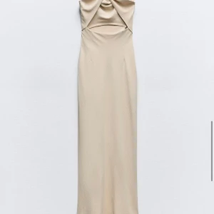 Söker! - Söker denna klänning ifrån zara, storlek xs eller s 