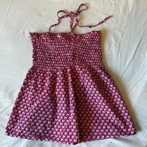 Halternecktopp - Fint skick!🫶🏻