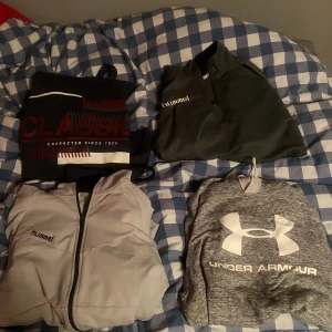 Tränings hoodies - Fyra schyssta tränings hoodies. Alla i storlek M. En för 50 alla för 200