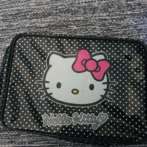 Hello kitty necessär - Stor necessär plats med mycket 