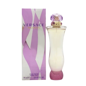 Versace parfym Woman EDP - Halva flaska kvar.  Nypris var 450kr .  Första bilden är lånad bild
