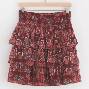 Kjol - Super söt kjol! Använt fåtal gånger💘