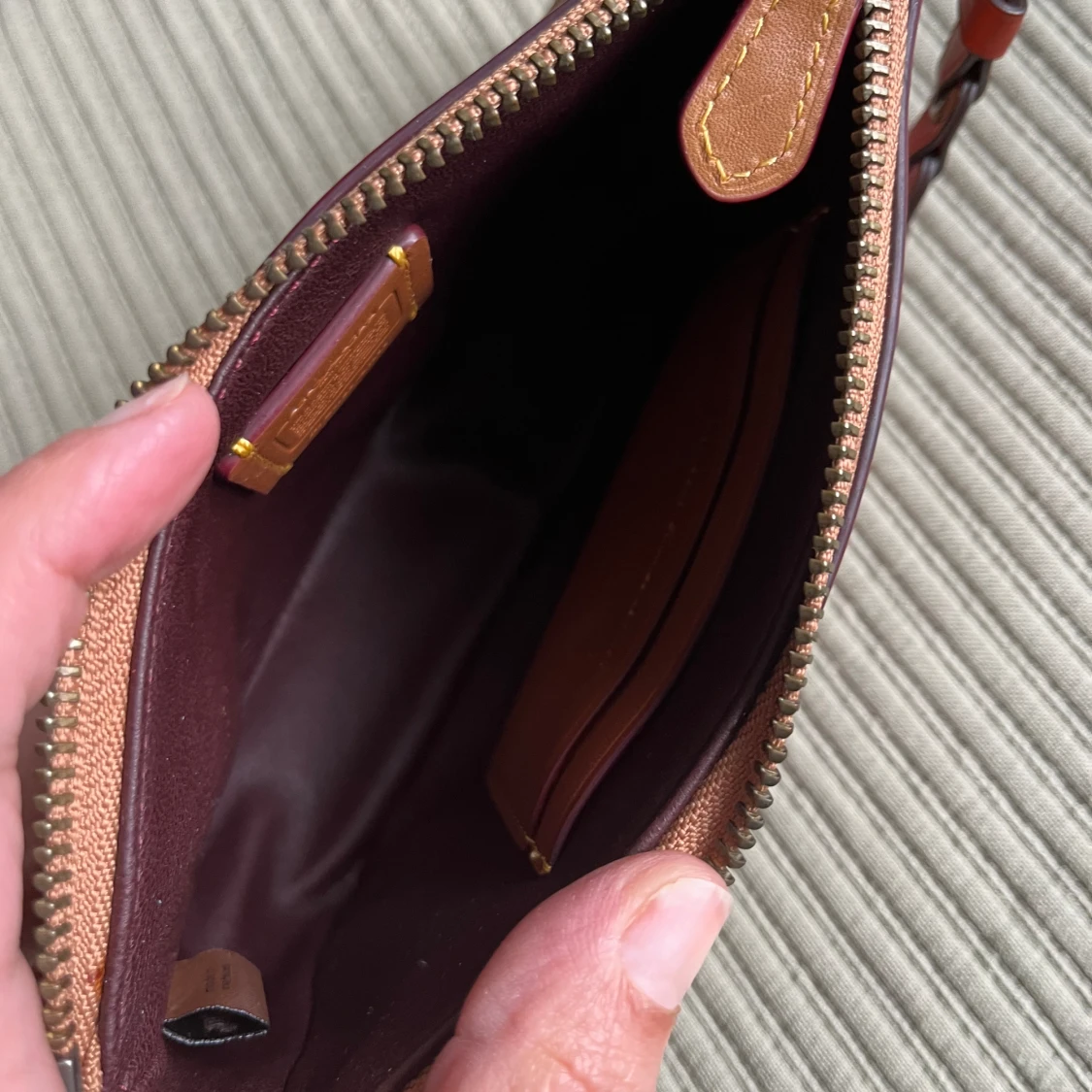 Nolita 19 camel leather Coach cluch - 90