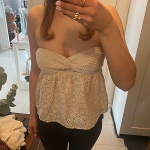 Sommar topp - Bandeau topp som endast är använd förra sommaren💗