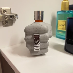 Diesel only the brave parfym - Sommardoft, passar perfekt till semestern eller till vardags. Nypris: 516kr