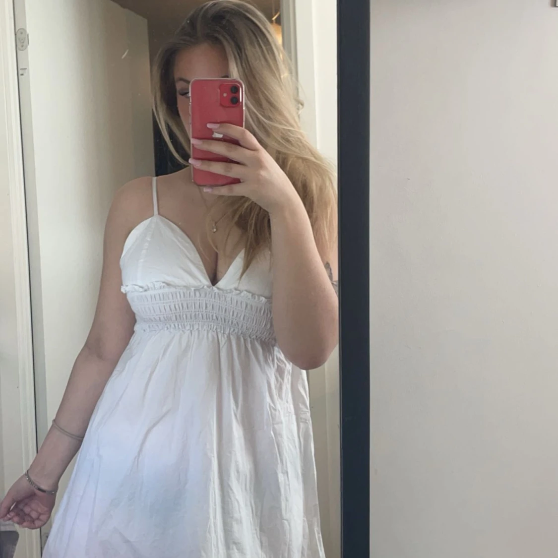 Vit sommarklänning  - 92