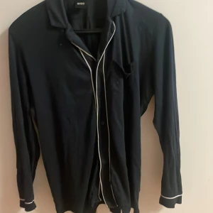 Hugo boss dress  - Bra skick pris går att diskutera 