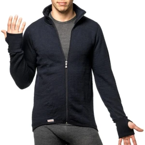 Woolpower FULL ZIP JACKET 600 - Helt nytt mellanlager (köpte fel strlk). Nypris 2100 SEK.  En mer robust och slitstark jacka. Kan användas utan ytterjacka i milt väder. Förstärkt polokrage. Lång dragkedja. Muddar med tumgrepp.  70% Merinoull 28% Polyamid 2% Elastan 