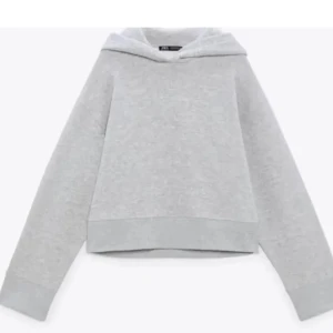 Zara grå hoodie  - Säljer denna gråa zara hoodien🩷