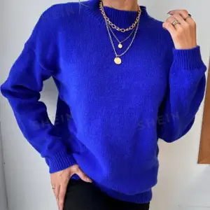 säljer min blå stickade tröja då den inte kommer till andvändning, superfin till våren!!! kontakta vid frågor och lägg gärna prisförslag 