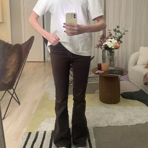 Bruna jeans - Fina bruna bootcut jeans🌟