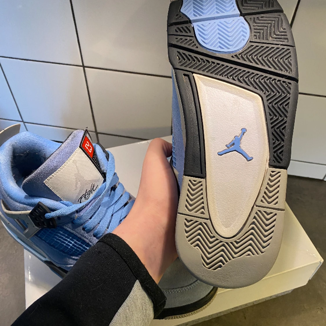 Air jordan 4 univeristy blue - 90