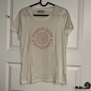 Tröja från Morris  - Aldrig använt tröjan så den är ny skick. 